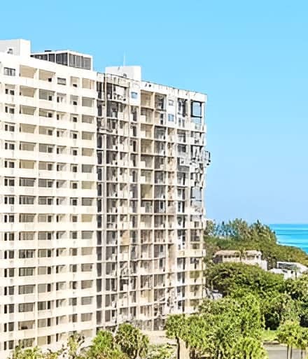 Oceanfront high-rise condo at 4001 N Ocean Blvd, Boca Raton
